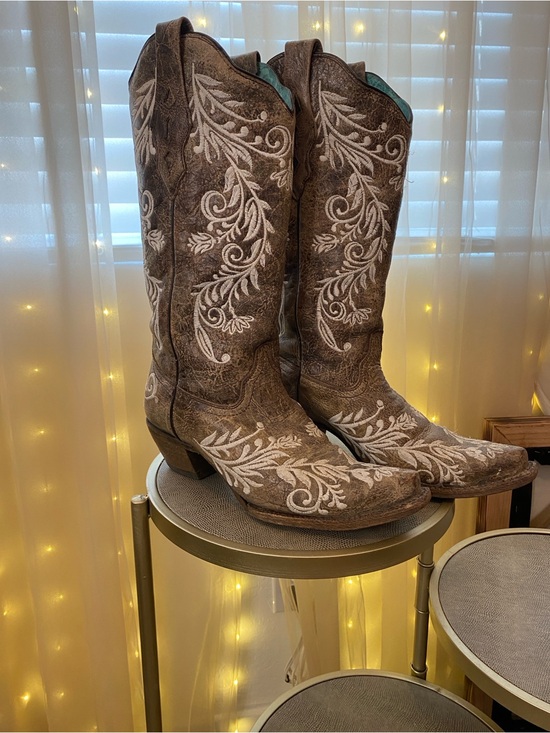 Corral Shoes - Corral Brown Leather Western Boots with White Embroidery